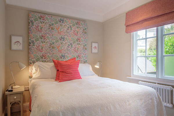 Alexandra Hotel - Room 8 20_06_25-3 edit.jpg