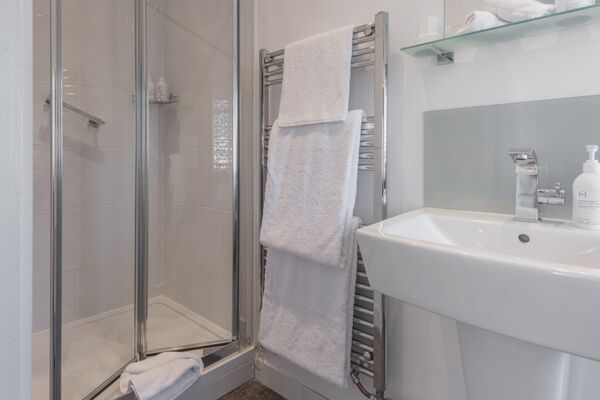 HARRIS Alexandra Hotel - Garden Room 18_03_25-5.jpg